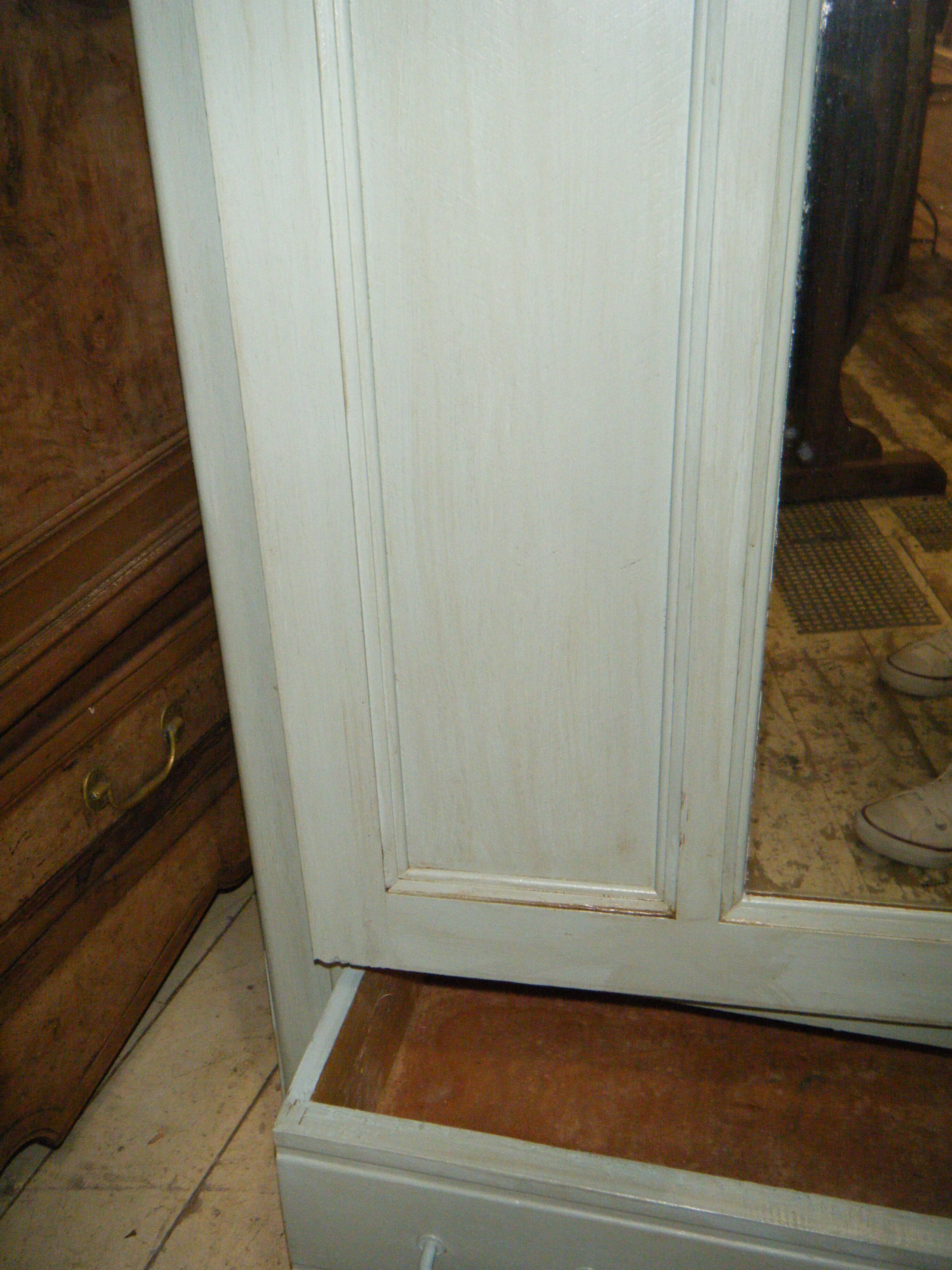 wardrobe Parisian green sdcruisingmom