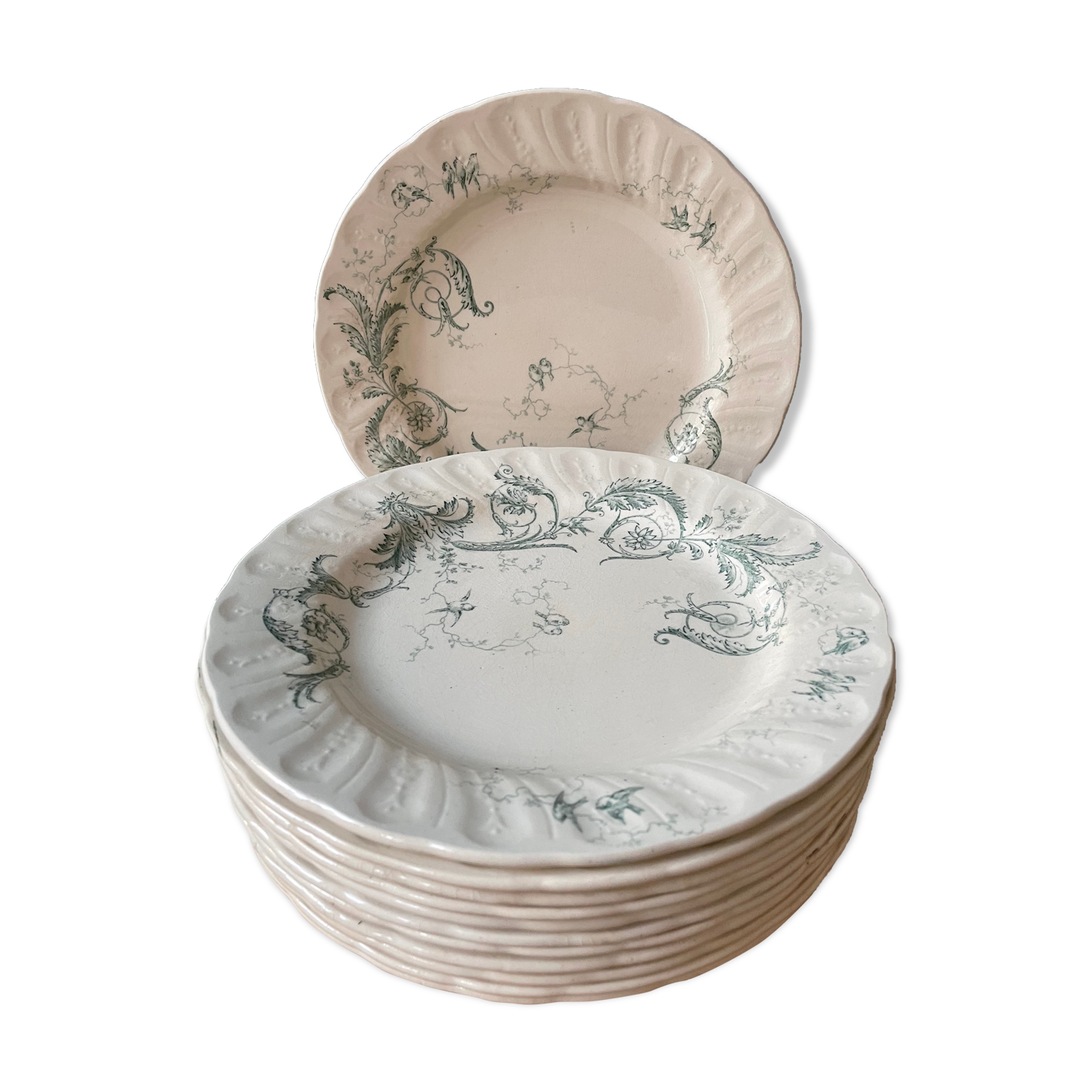 Set of 12 flat plates Terre De Fer XIXth in opaque porcelain of Gien, model Rinceaux
