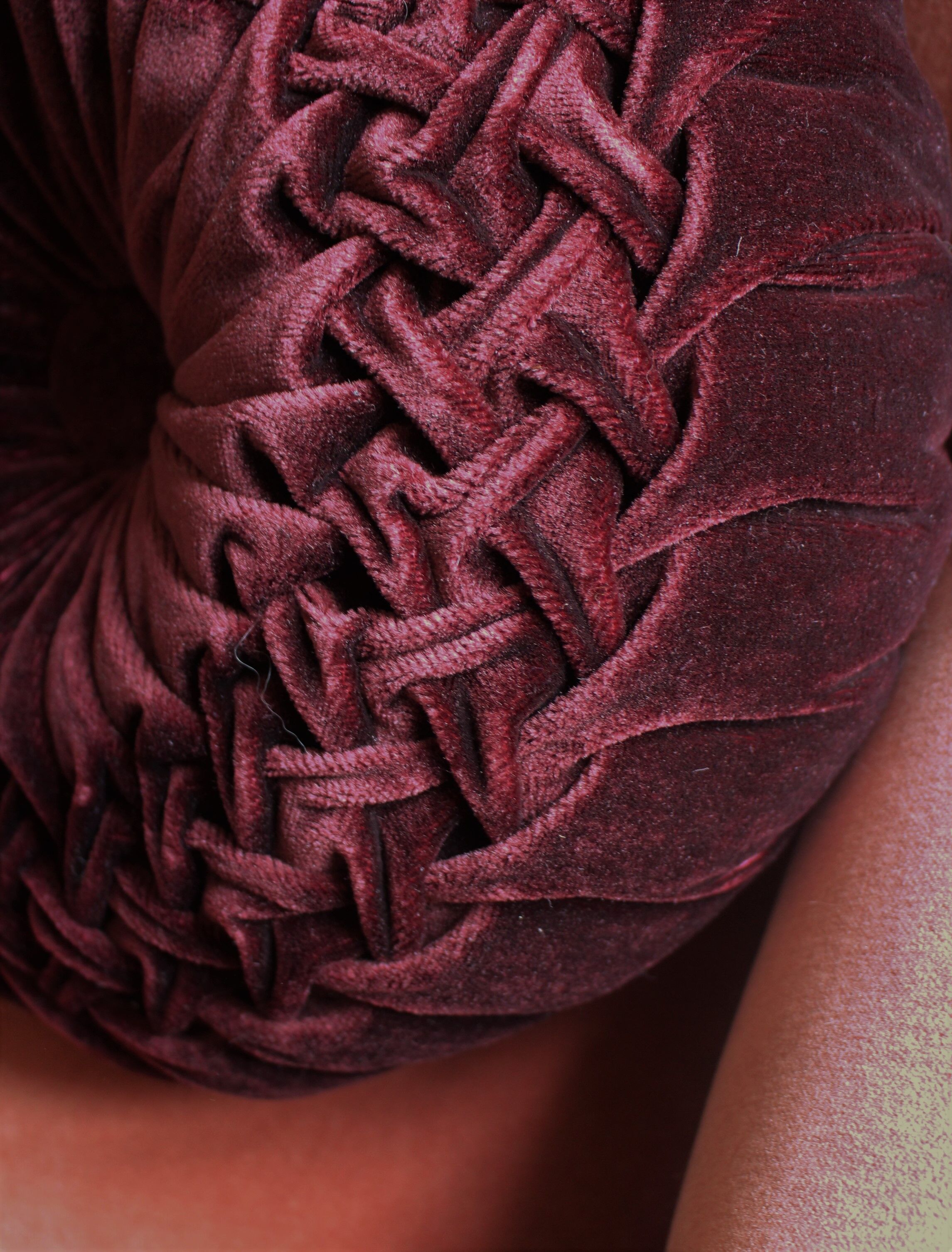 Round cushion velvet rosette burgundy vintage