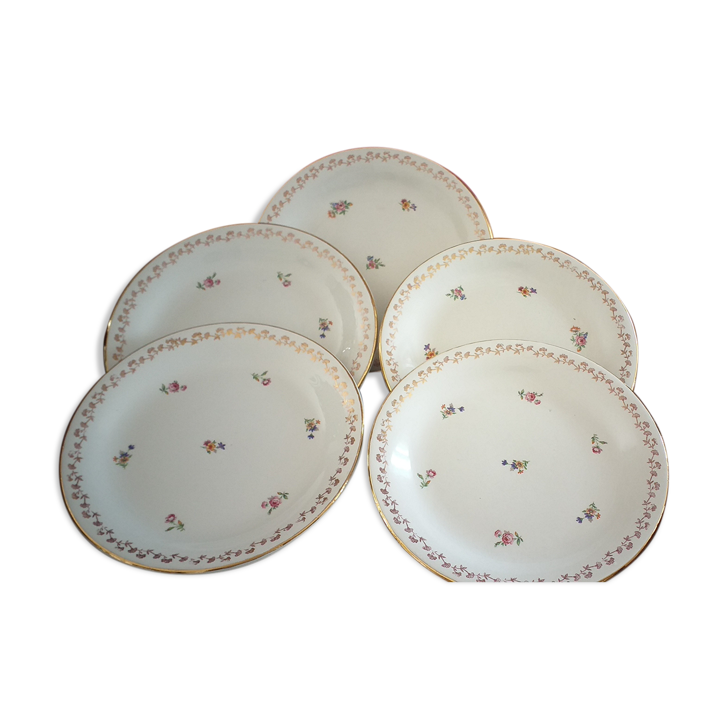 Set of 5 flat porcelain plates L'Amandinoise