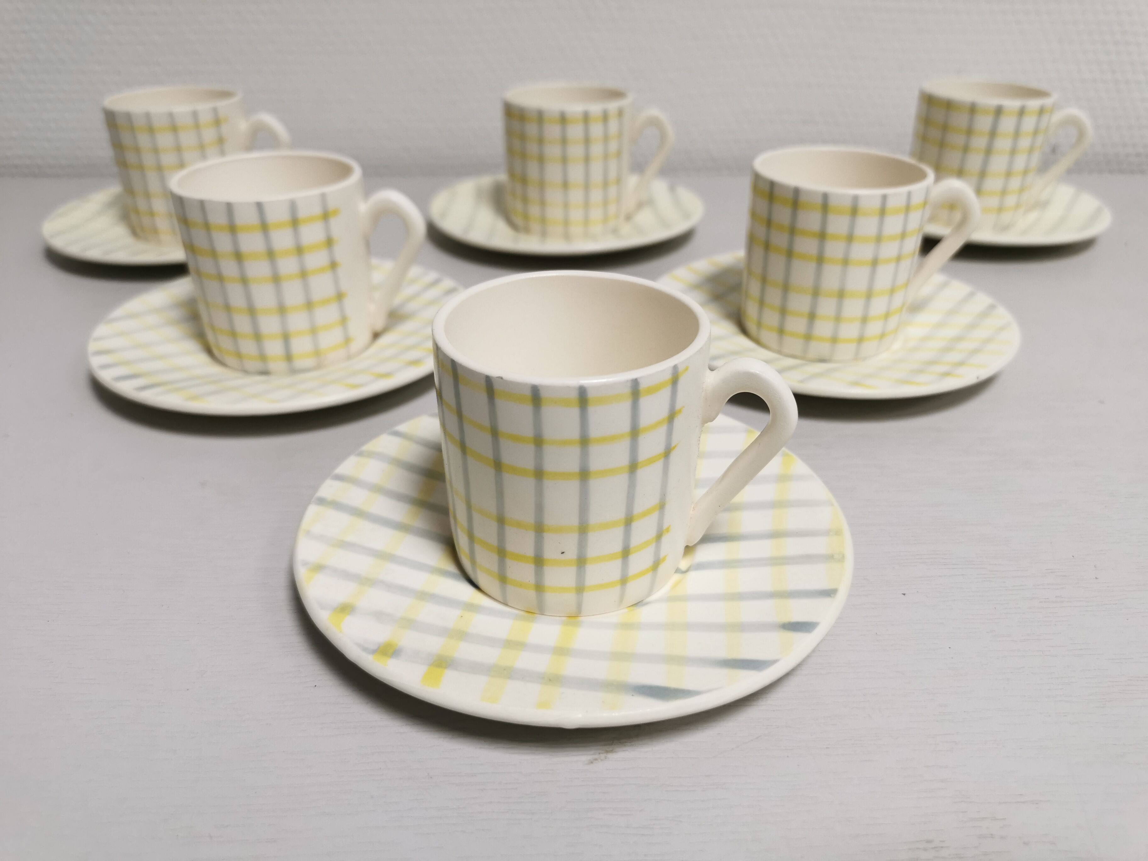Service of 6 coffee cups and cassocks. faience of salins france . vintage ceramic 50s 60s