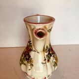 Pitcher in dabbling