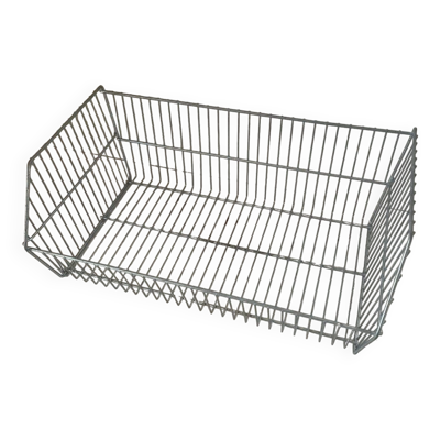 Casier de rangement en fil métallique