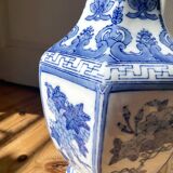 Chinese vase with vine decoration