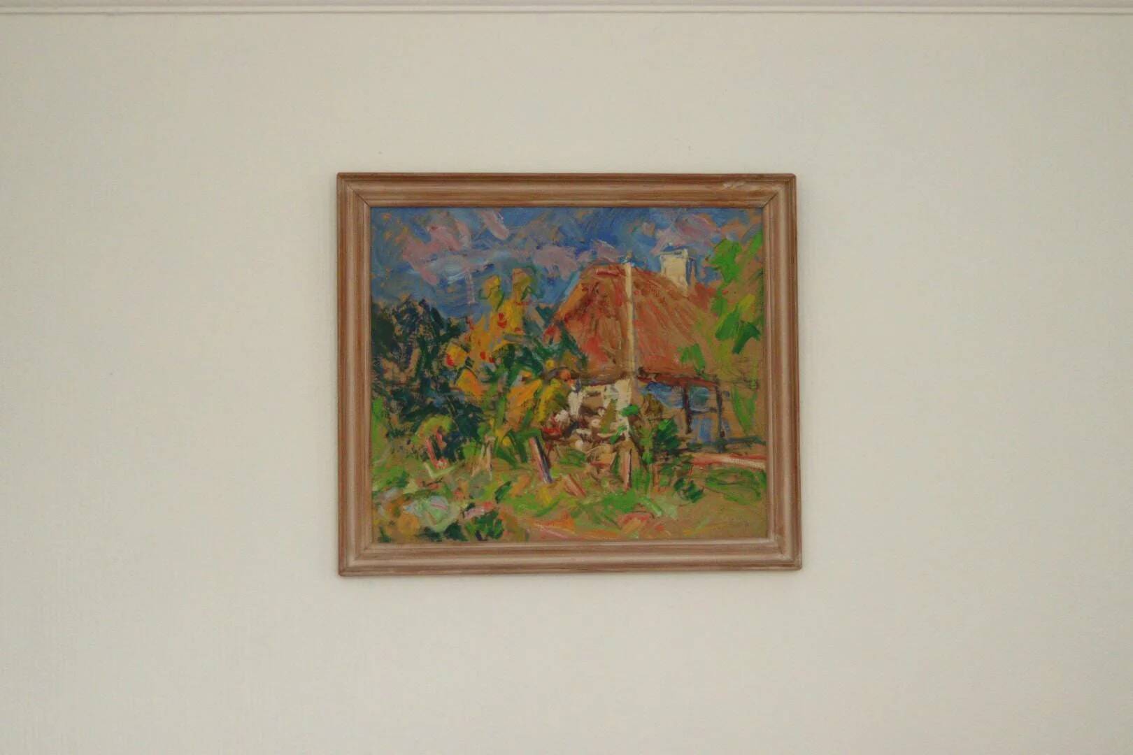 House with garden by Erik Jensen