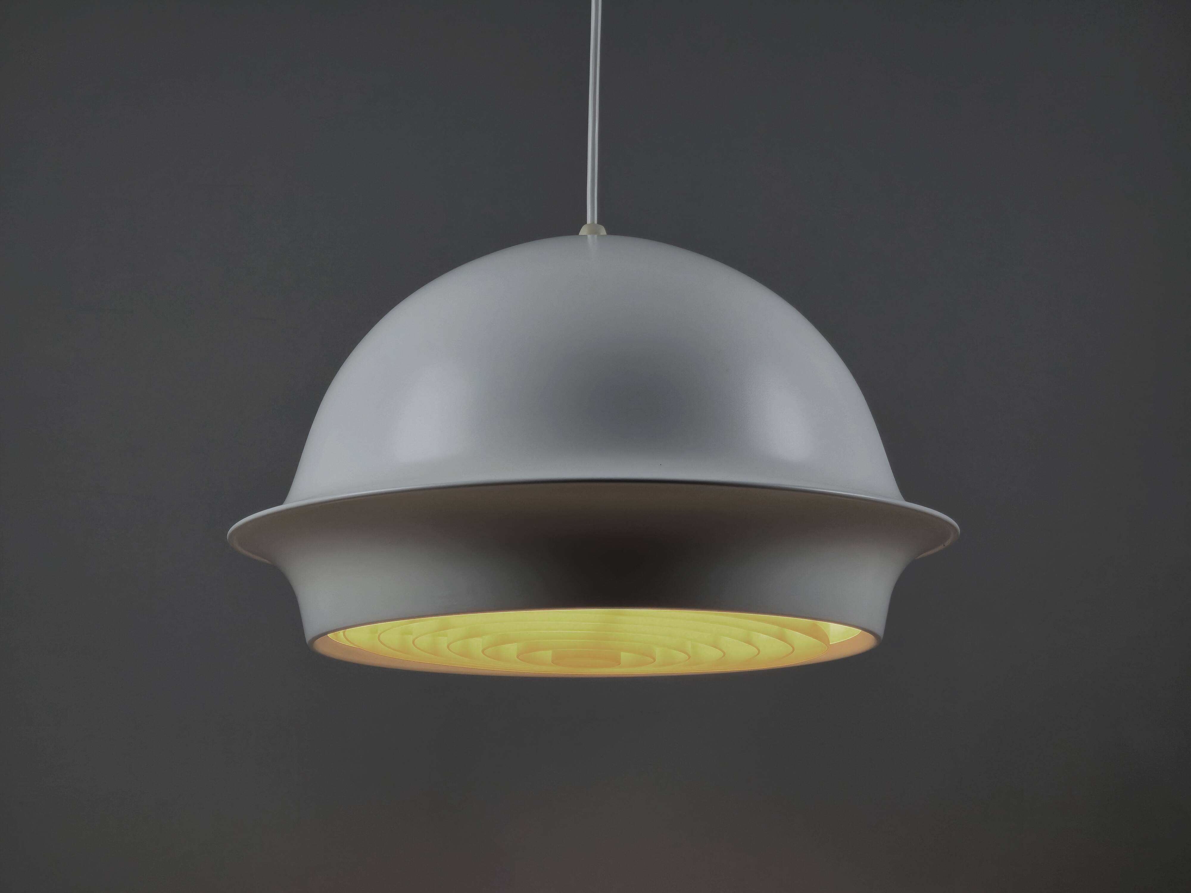 Lampe à suspension bredaryd vintage des années 1970 par börje claésson et kenneth bringzén.