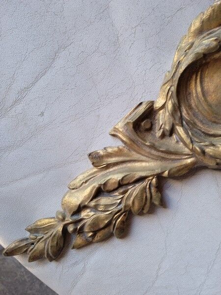 Pediment ornament gilded bronze furniture st Louis XV