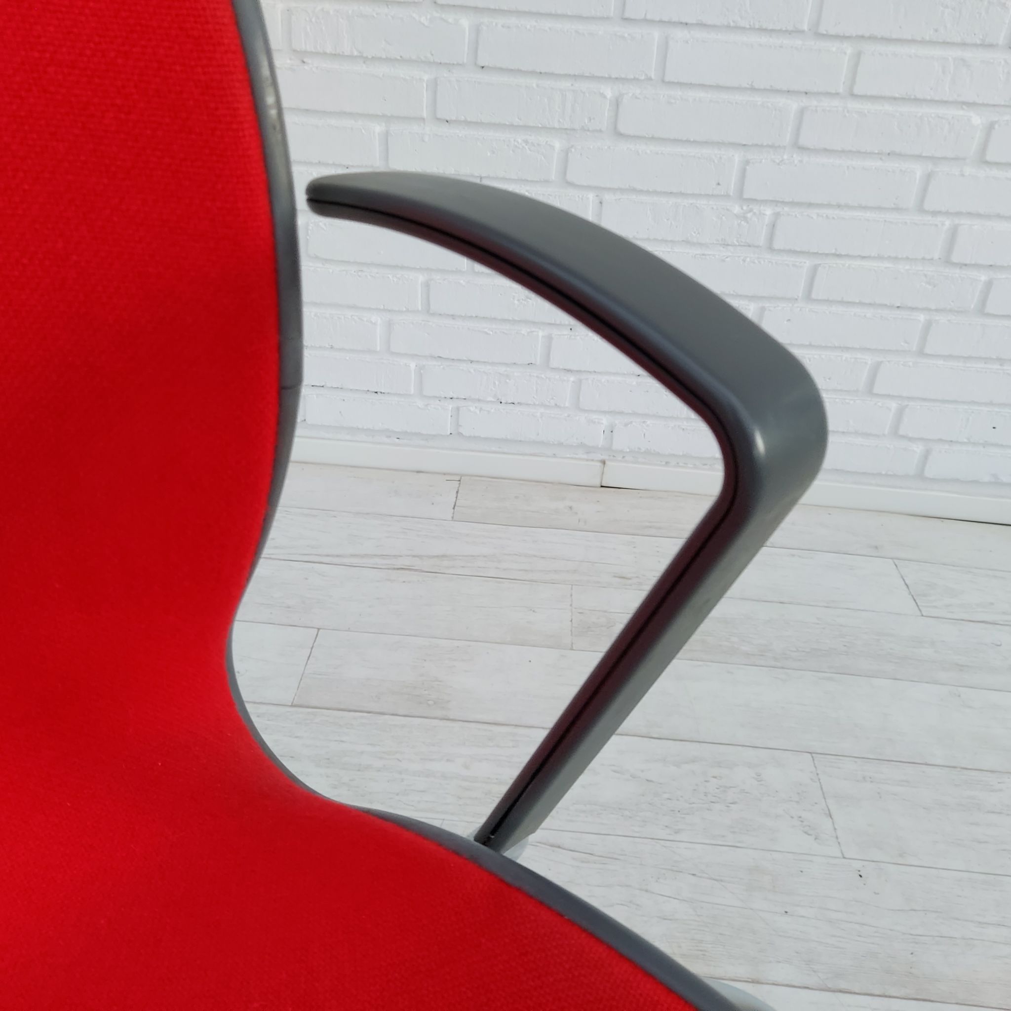 90s, Danish design by Alfred Homann, set of six "Ensemble" chairs, original condition