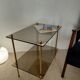 Table moderniste laiton et verre fumé-esprit galerie années 70