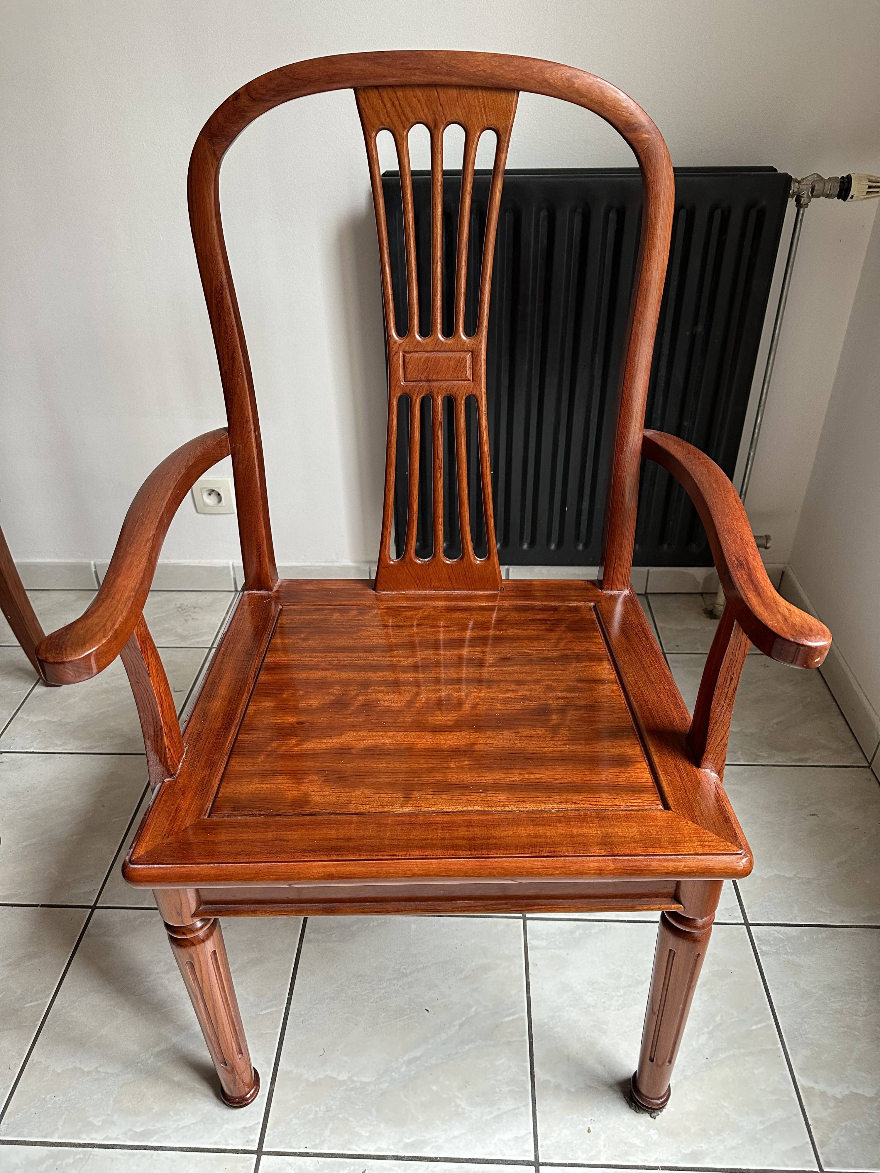 Extendable oval rosewood table + 8 chairs – Hong Chinese Furniture