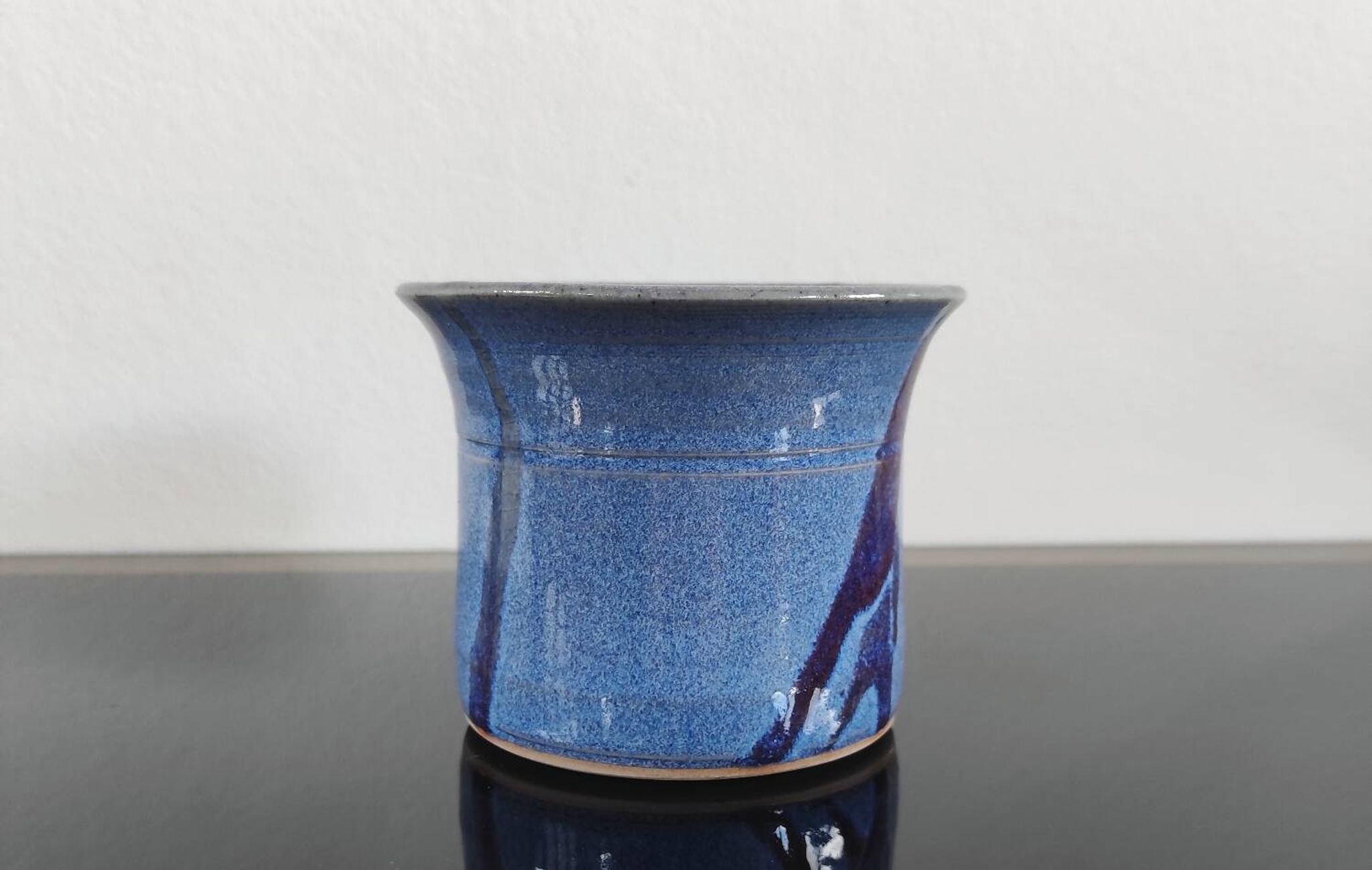Tasse /  bolle vintage en grès émaillé, signé