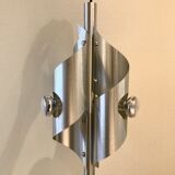 Space age-type 70s suspension