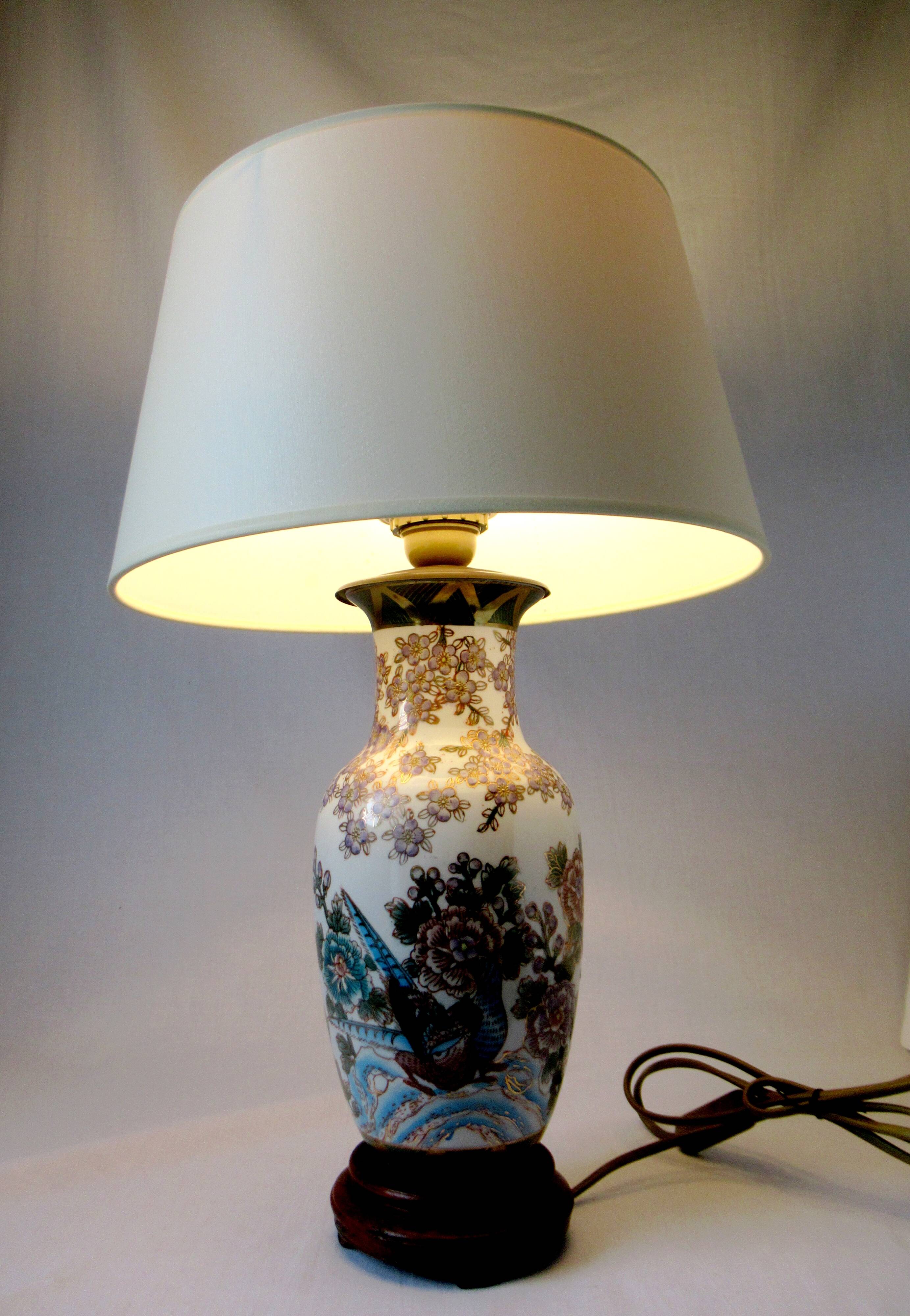 LIVING ROOM LAMP