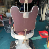 Barber's armchair
