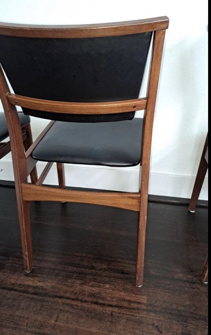 Set of 4 vintage dining chairs in Rosewood and leatherette , 1960s