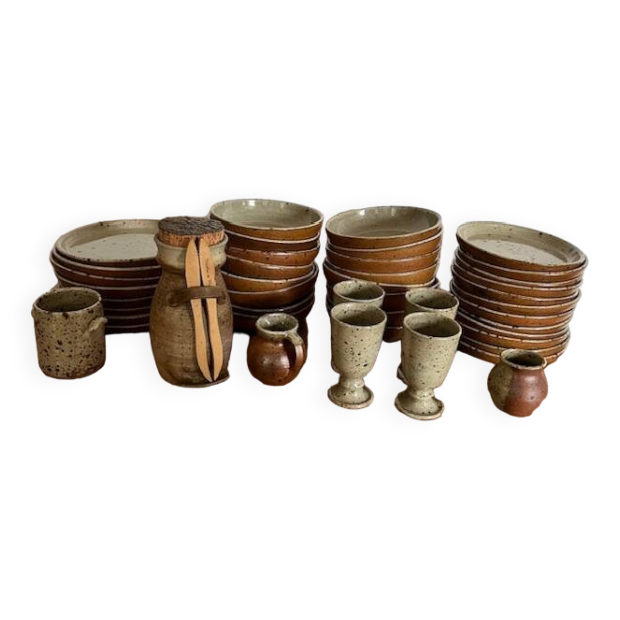 Set of stoneware tableware - 45 pieces