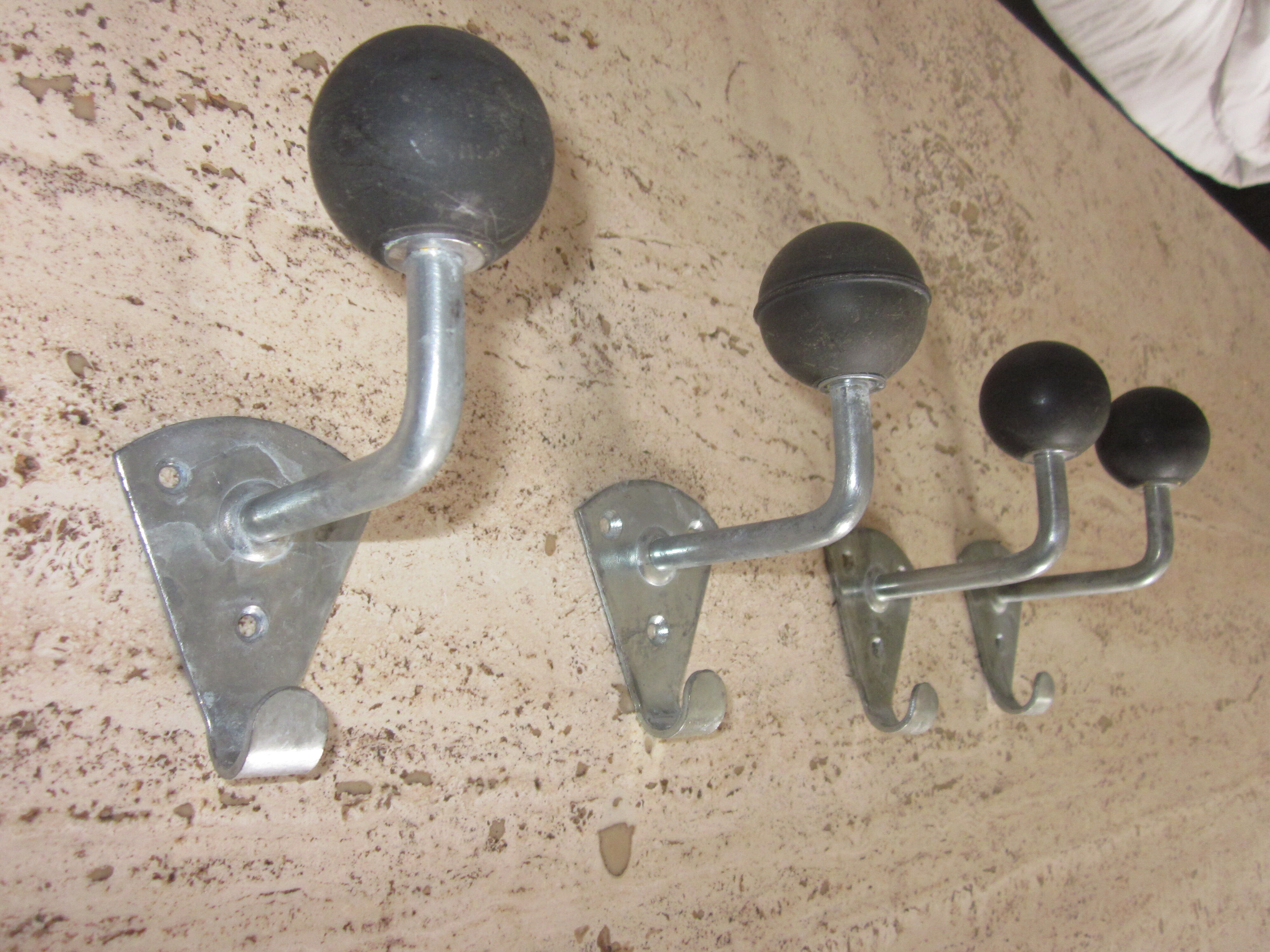 Lot de 4 patères d'école