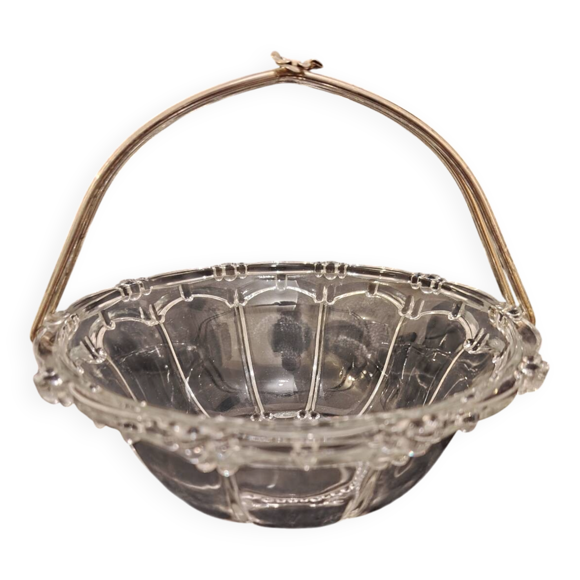 Crystal bowl with handle