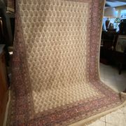 Tapis d'Orient en laine entièrement réalisé à la main