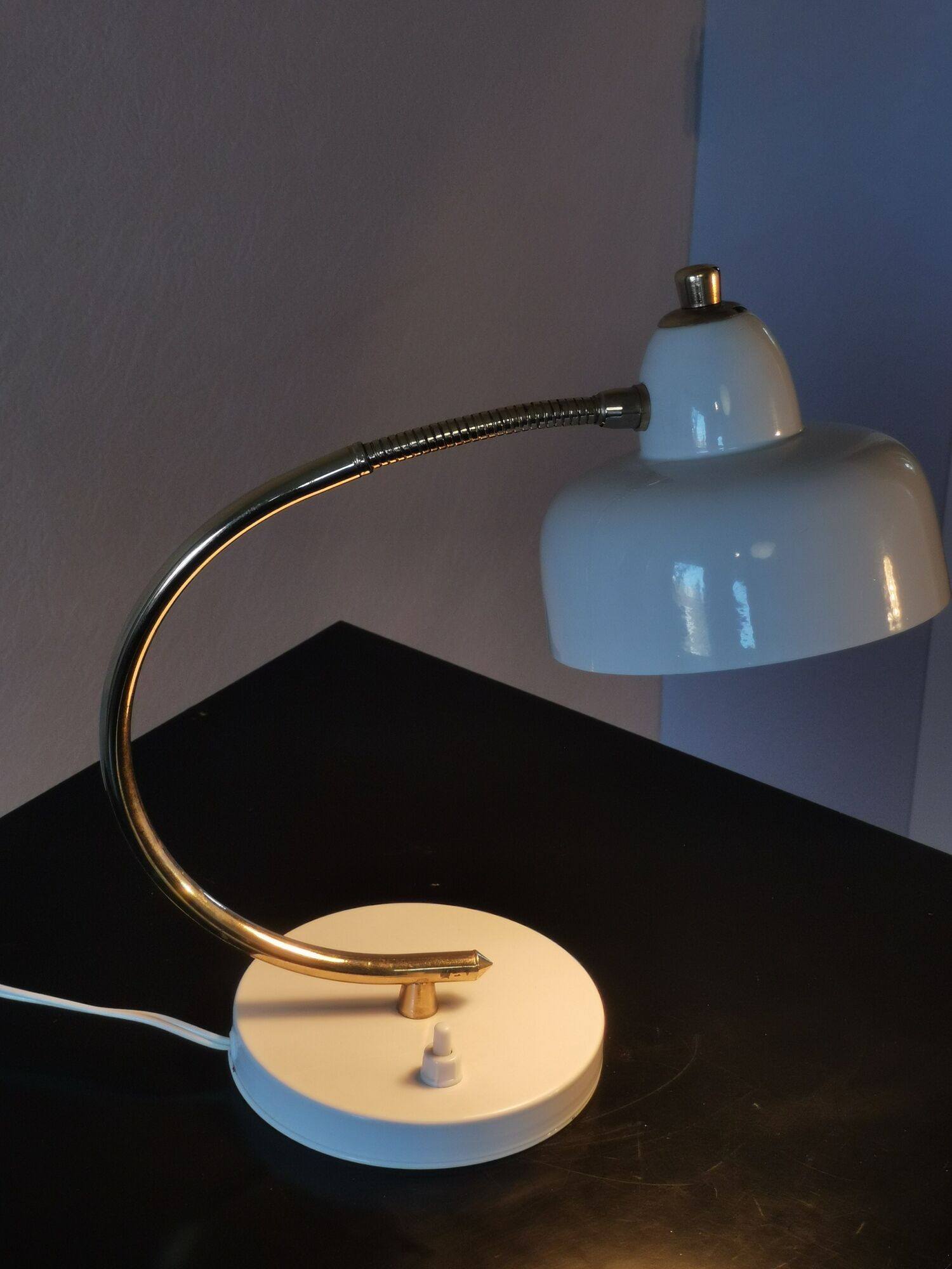 Curved lamp, brass and lacquered steel, 1960, France