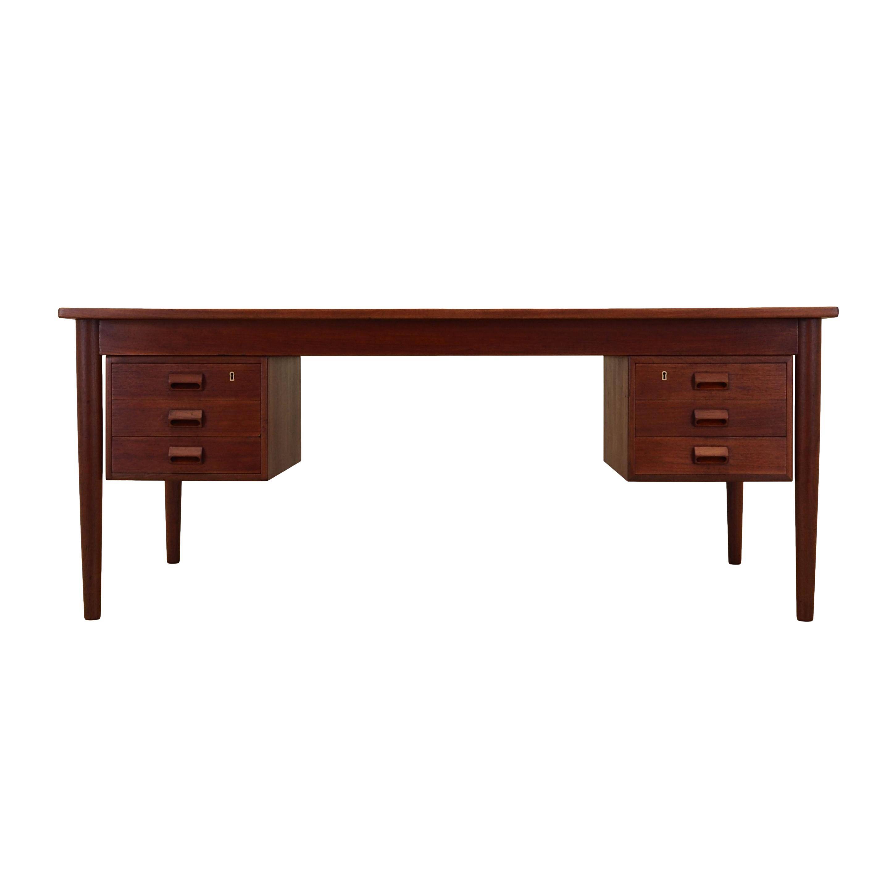 Teak desk, Danish design, 1960s, designer: Børge Mogensen