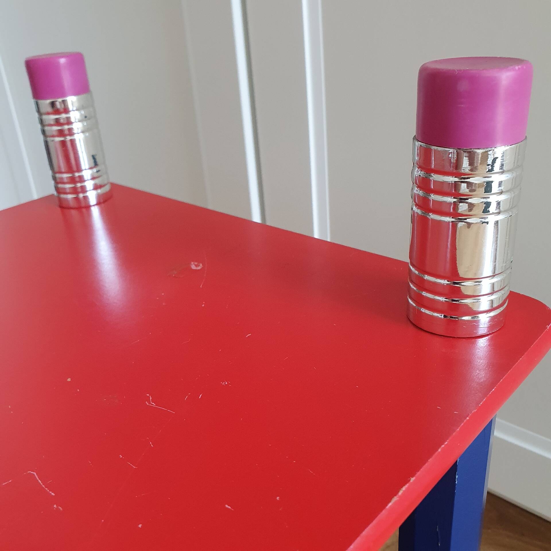 Occasional bedside table / pencil foot eraser attributed to Pierre Sala
