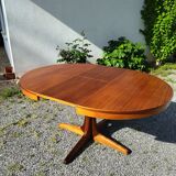 Baumann teak table