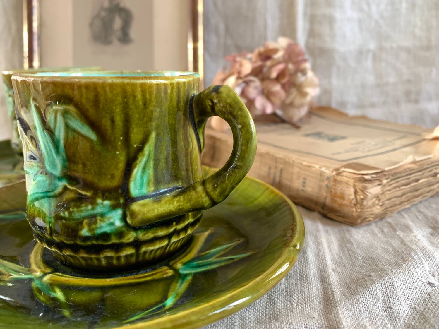 2 bamboo-decorated slushie cups