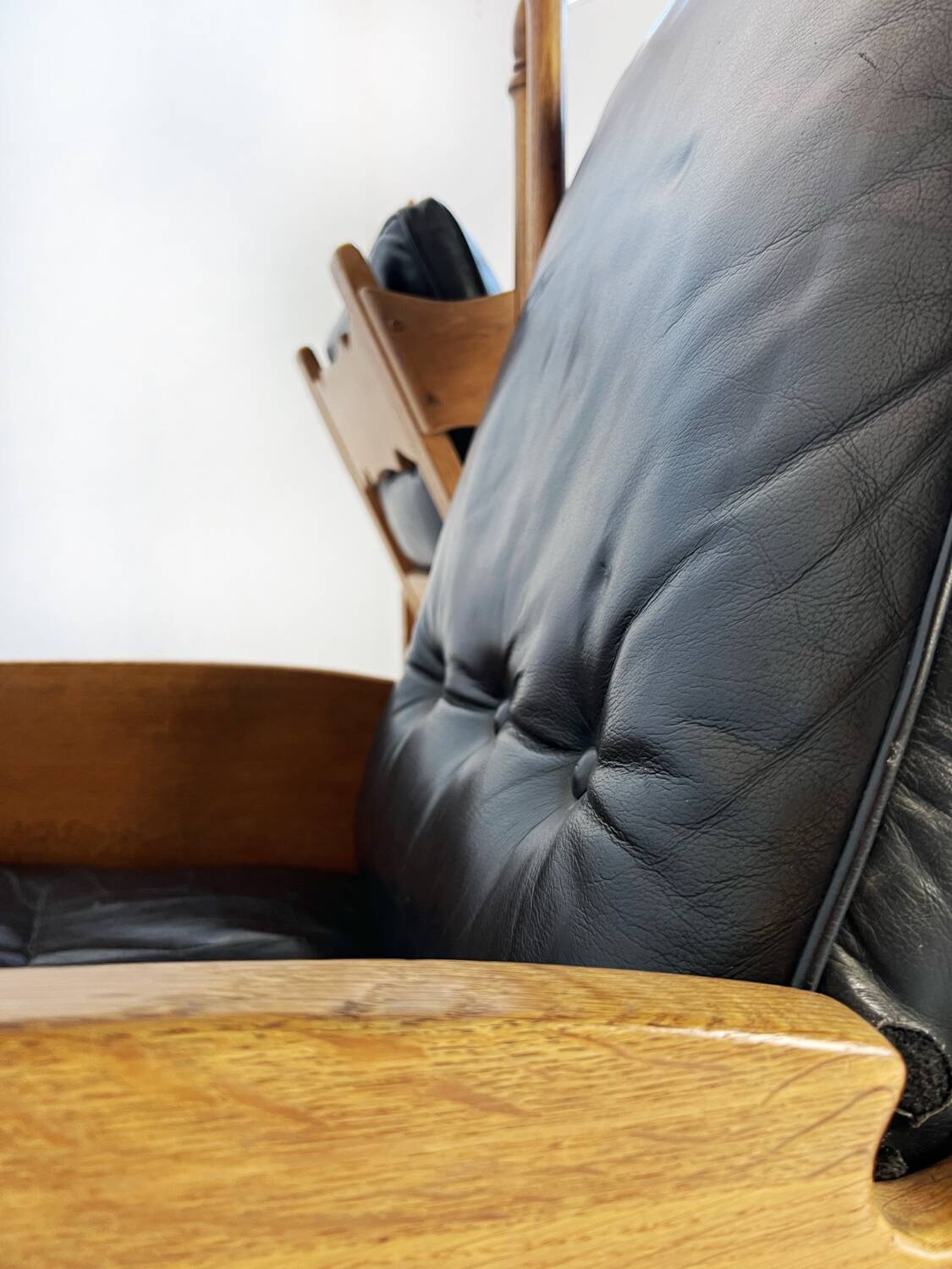 Throne armchair vintage design from 1950’s