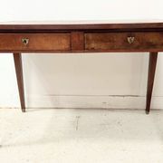 Louis XVI style desk in mahogany and veneer, 20th century.