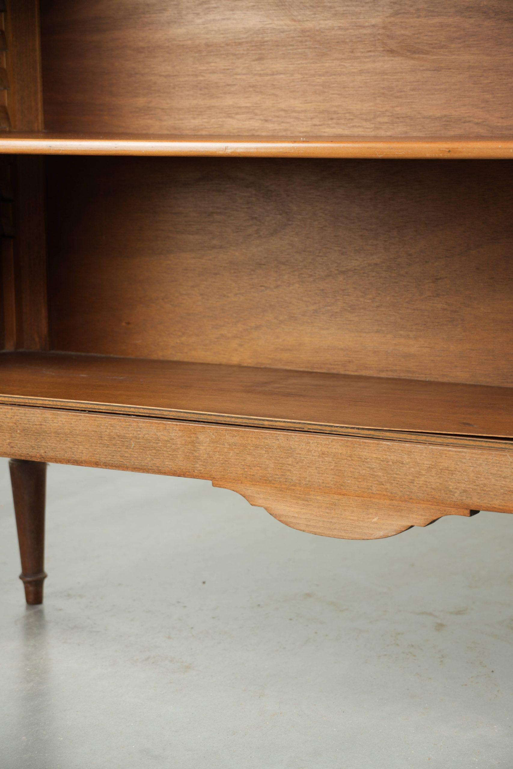 Subtle antique English bookcase/shelving unit from the late 19th century