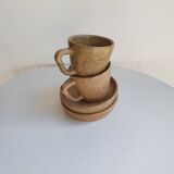 Lot of 2 cups and saucers in sandstone