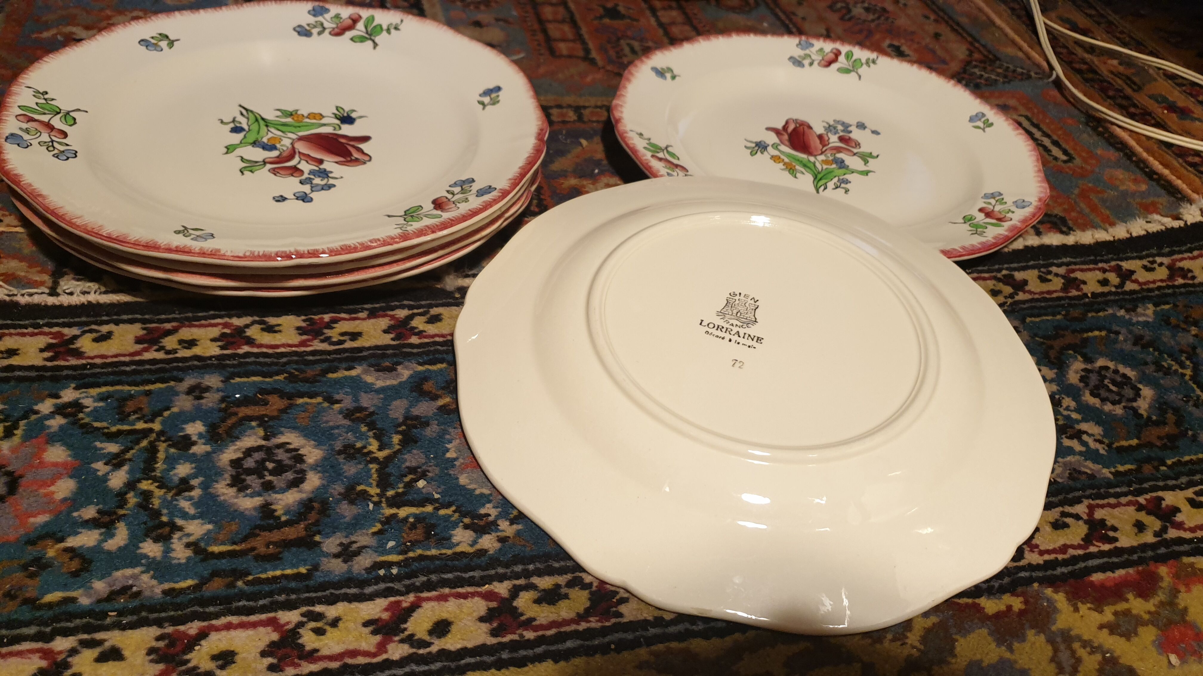 Faience plates of gien floral decoration