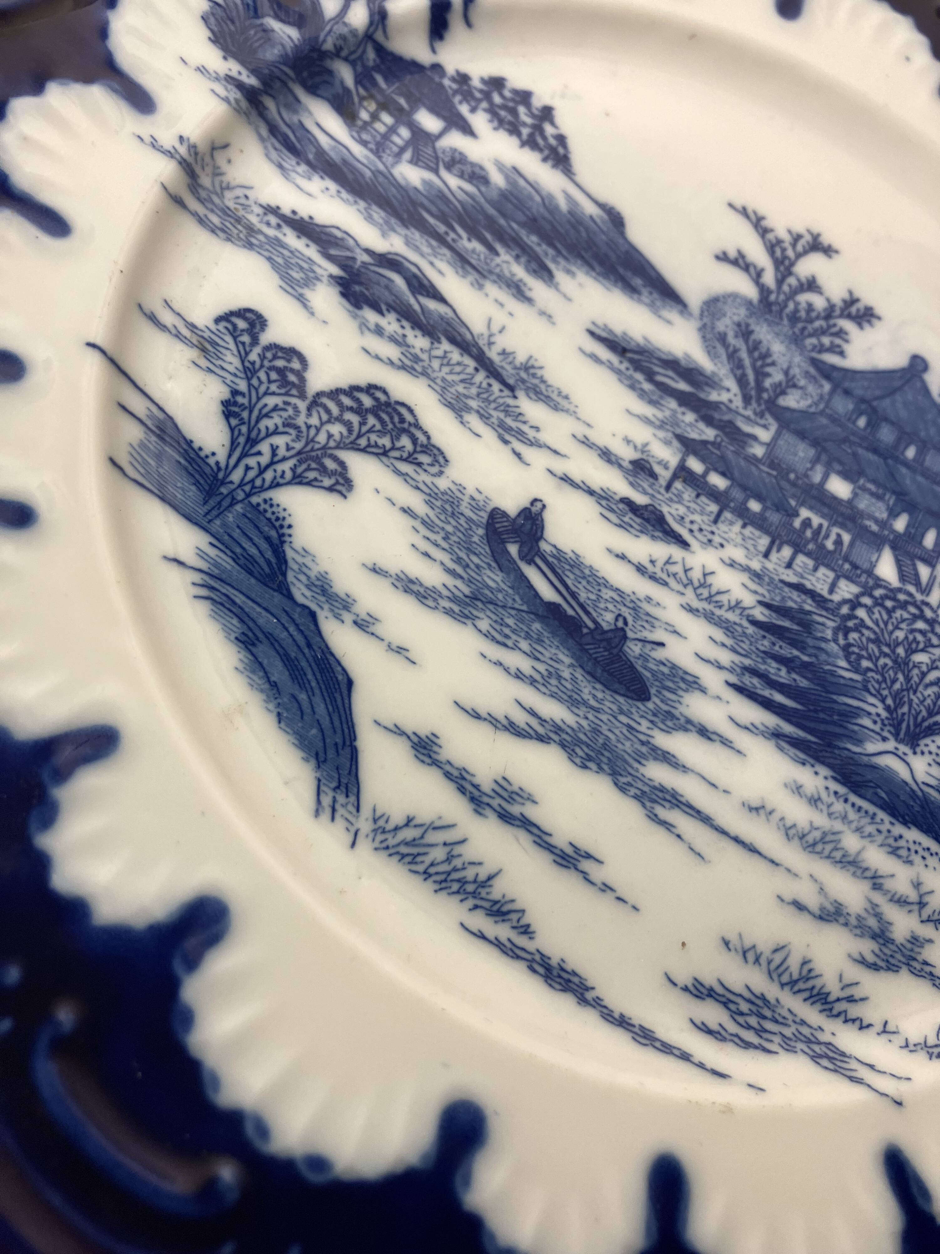 Porcelain plate from the early 20th century with pagoda decoration.