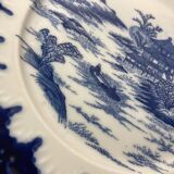 Porcelain plate from the early 20th century with pagoda decoration.