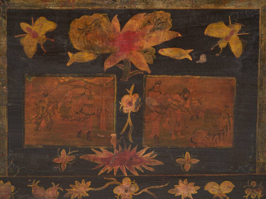 Antique painted wooden chest – Polychrome Chinese dowry chest – circa 1880–1920