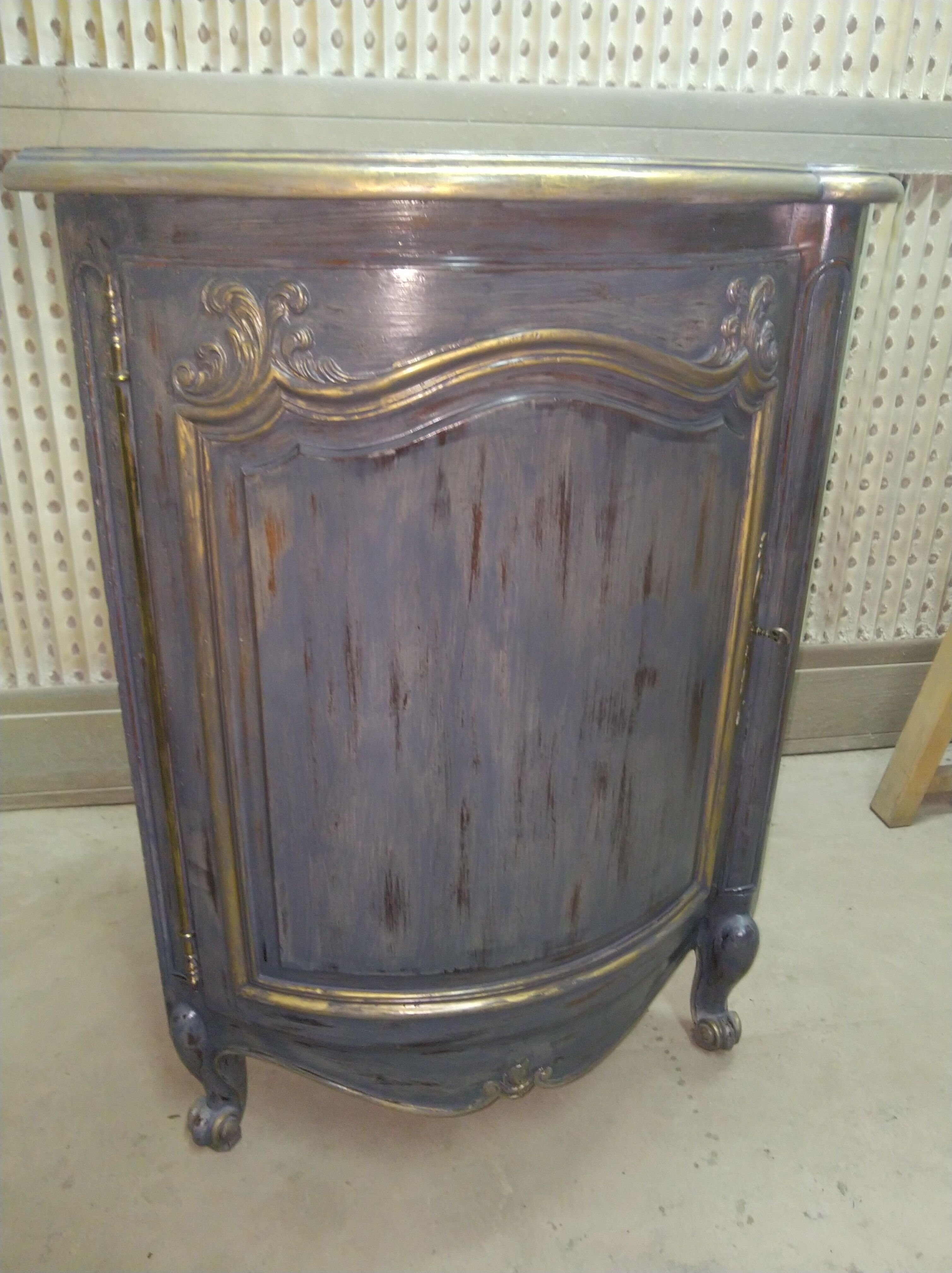 Pair of solid walnut notches painted and patinated around 1950