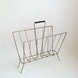 Metal magazine rack