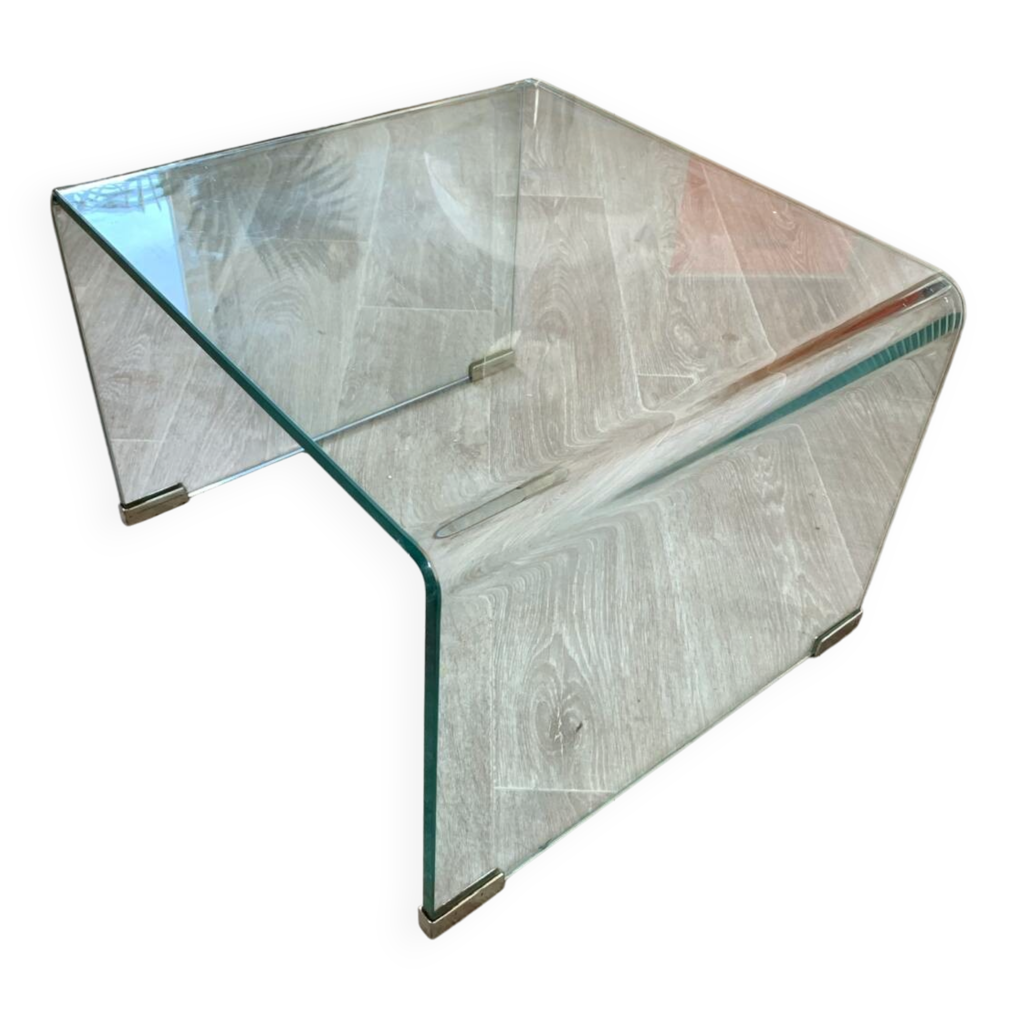 Curved glass coffee table