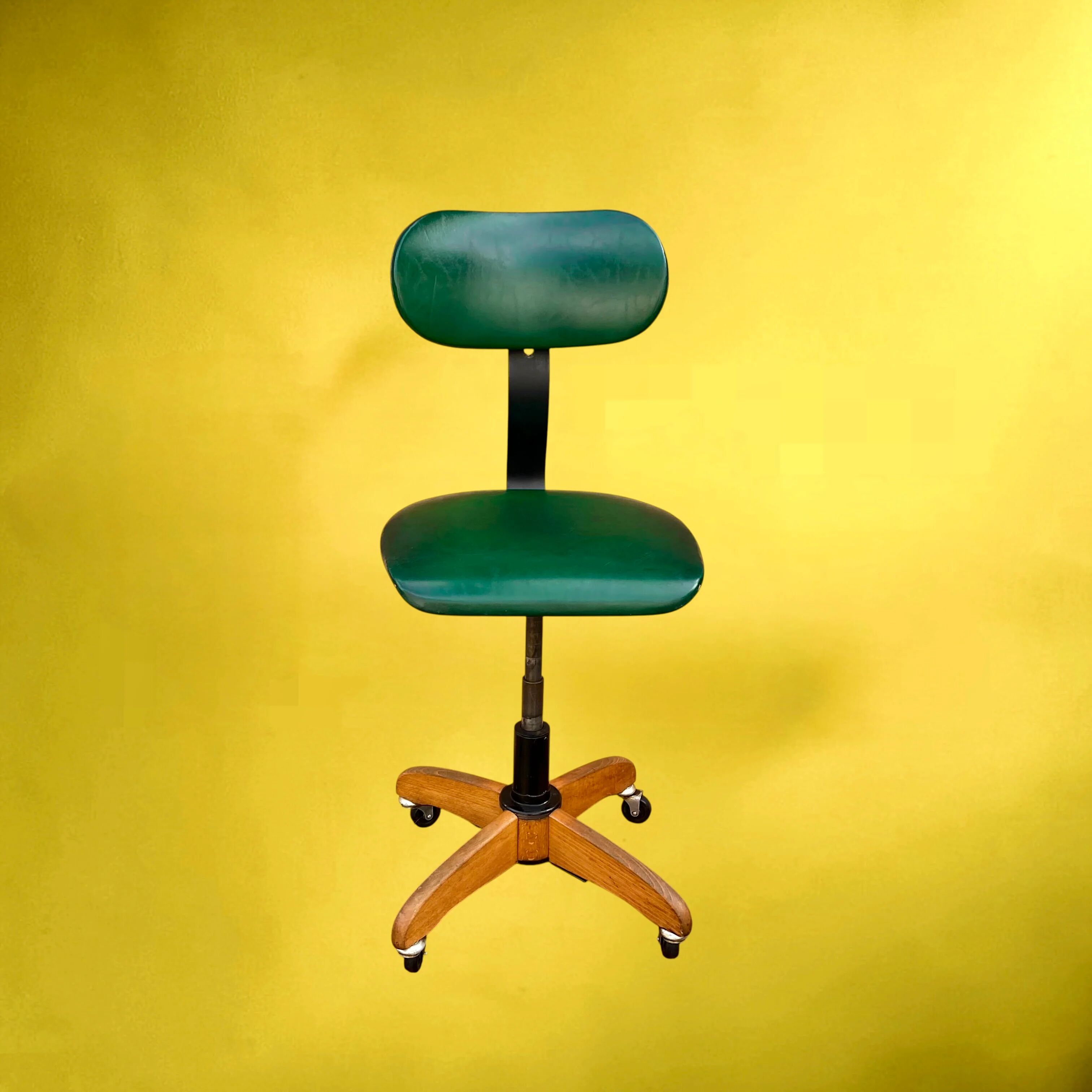 Polster office chair Gleich Klöber in green faux leather, wood and metal – mid-century