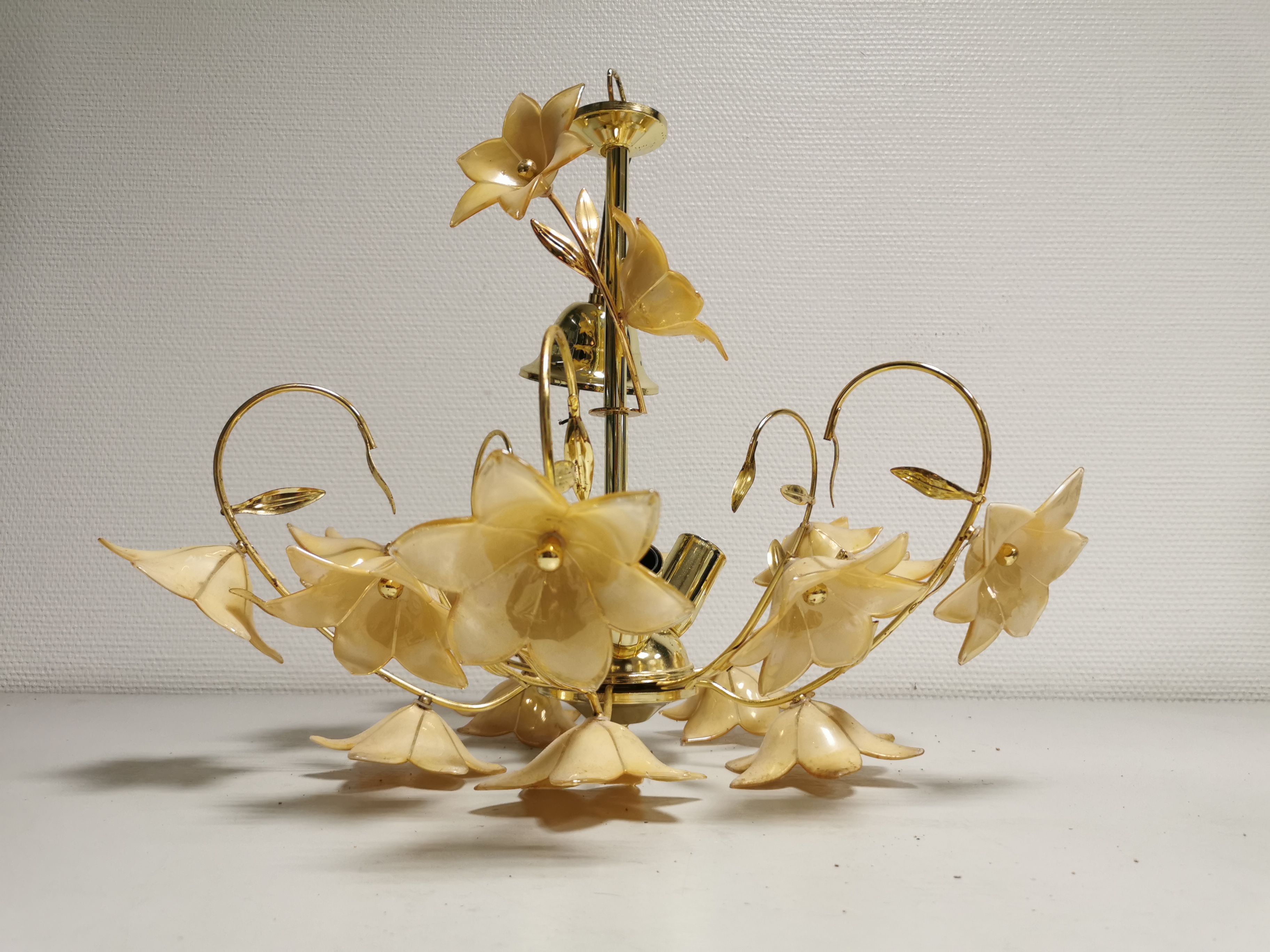 Vintage chandelier style 1960-1970 Murano, glass flowers
