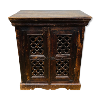Small piece of furniture in extra mango tree or bedside