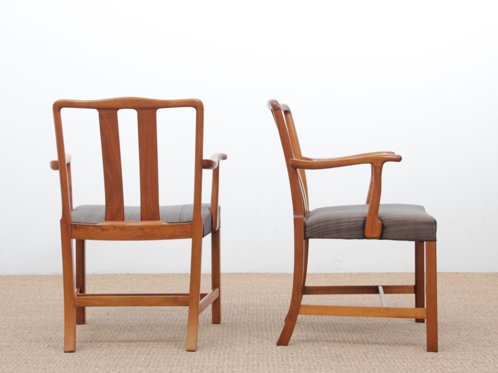 Fauteuils scandinaves FH43 par Ole Wanscher pour Fritz Hansen 1943