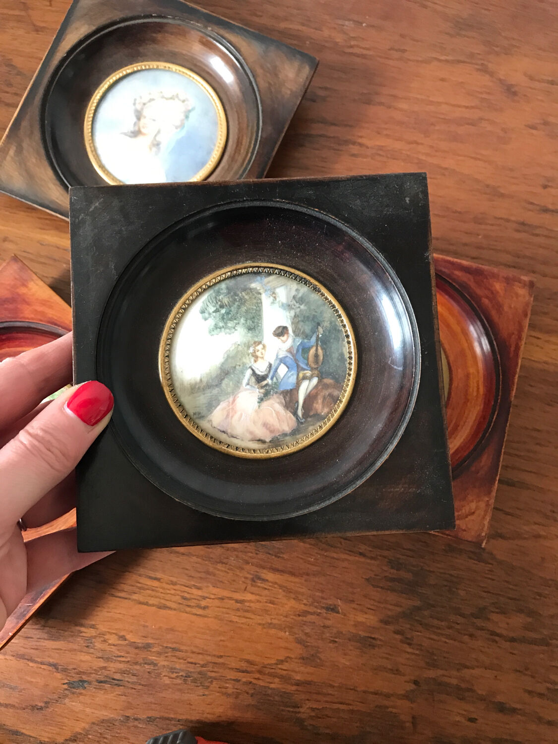 Miniature painting gallant scene