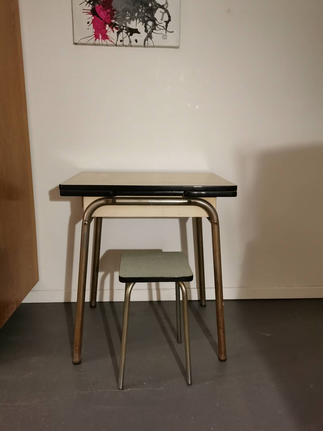 Formica table and stool set