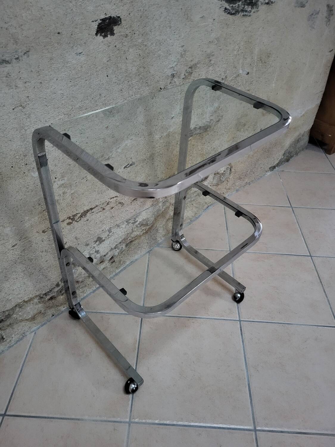 Chrome-plated metal shelf on legs, 1970s
