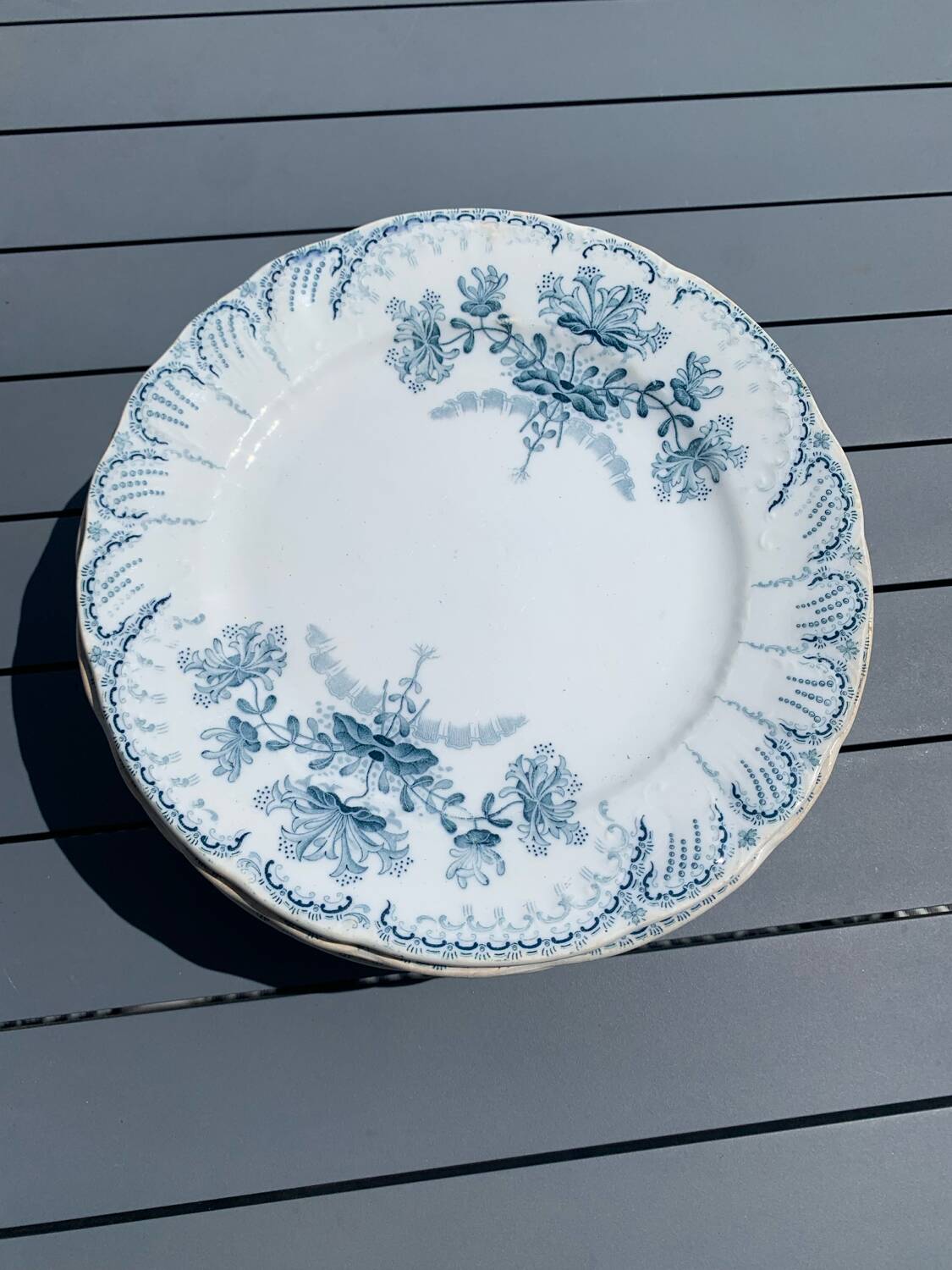 Set of 8 ironstone plates