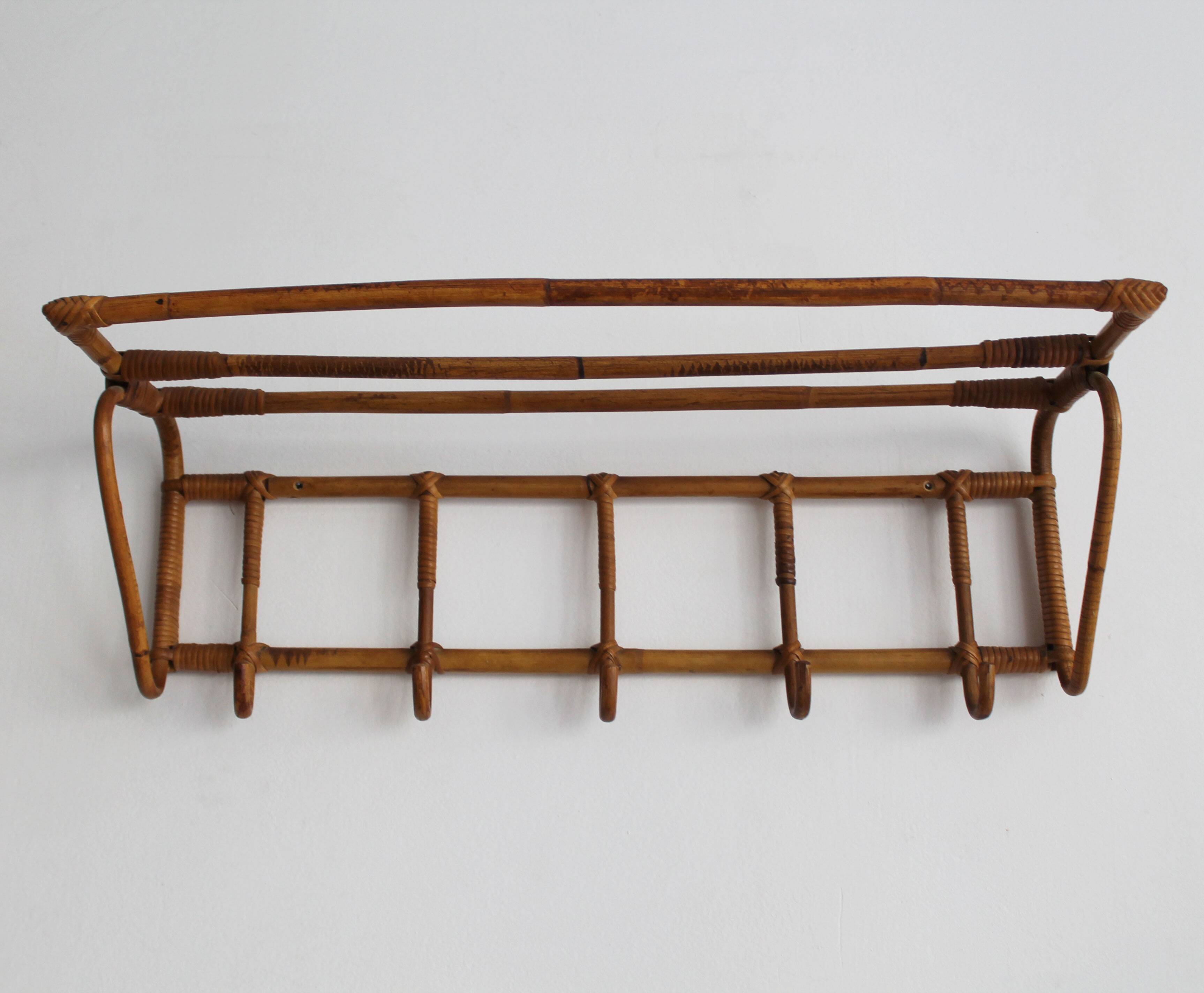 1960s Czechoslovak Rattan Wall Coat & Hat Rack, ÚLUV