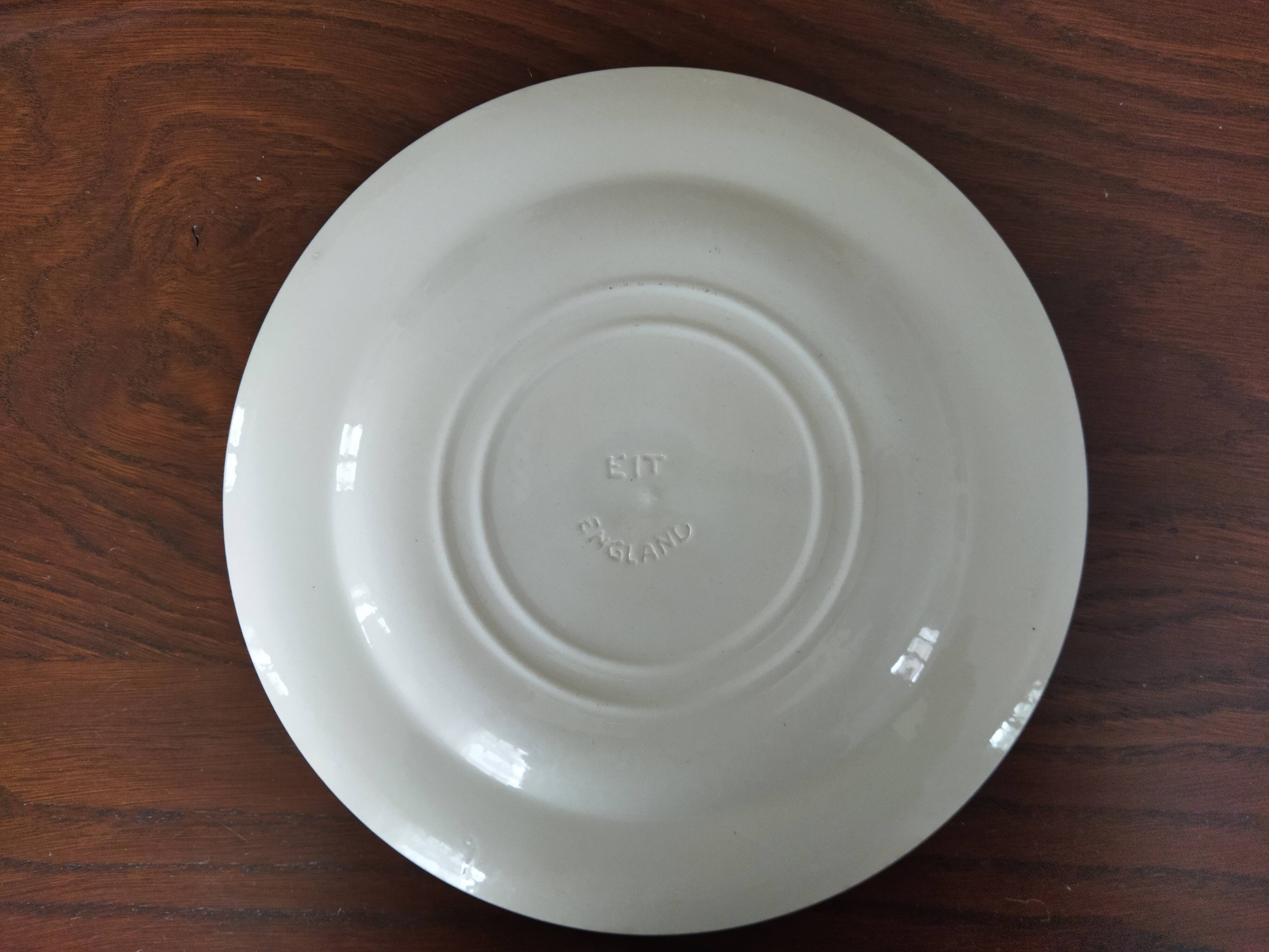 8 blue & white plates