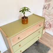 1960s chest of drawers, splayed legs